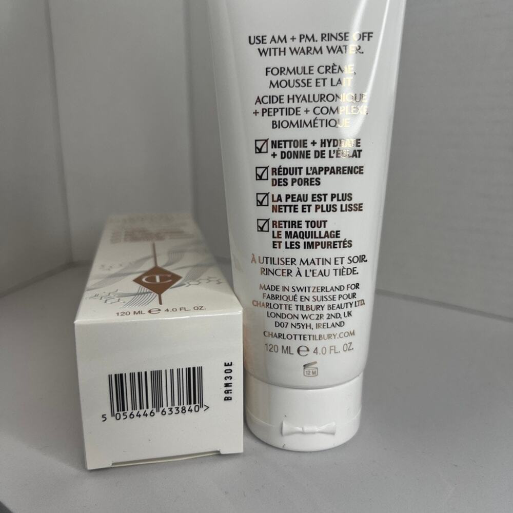 NWT Charlotte Tilbury Magic Hydration Revival Cleanser 120 ml / 4 oz - Picture 3 of 3
